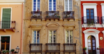 Colores y estilos que transforman la rehabilitación de fachadas en tendencia